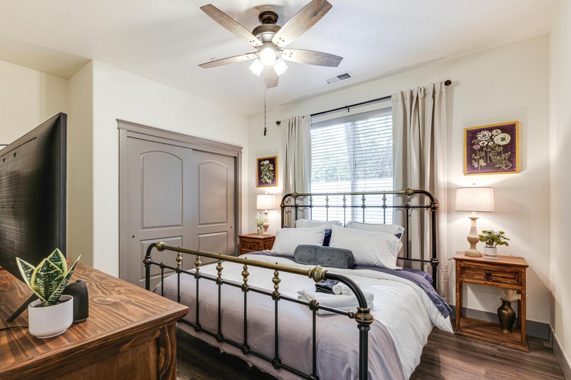 Picturesque Escape With Patio And Game Room! Sonora